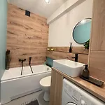Ostoja Miechowice 24h Samodzielne Zameldowanie Apartment *