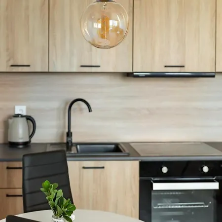 Ostoja Miechowice 24h *